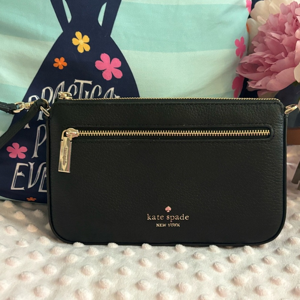 Brand New Kate Spade Lelia Convertible Wristlet - Black